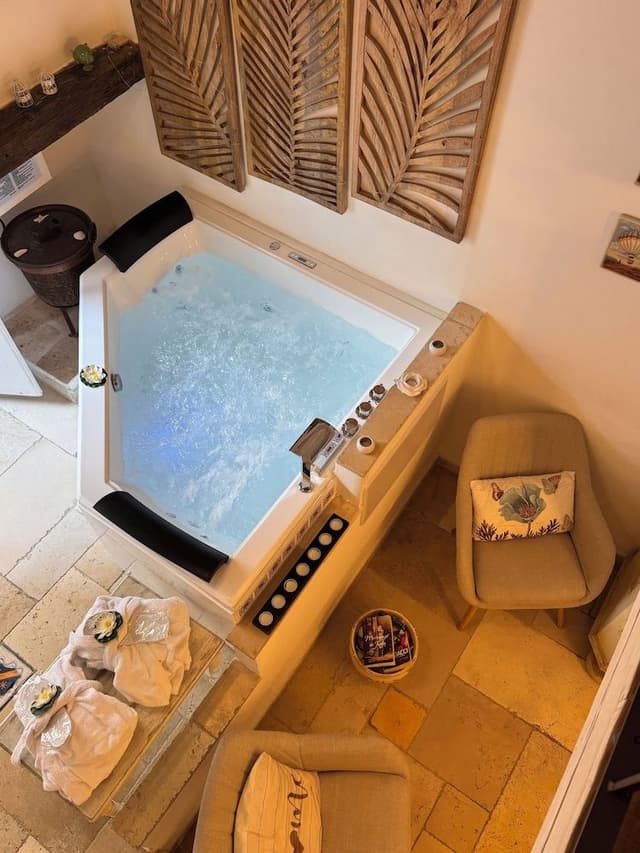 Luxury Suites