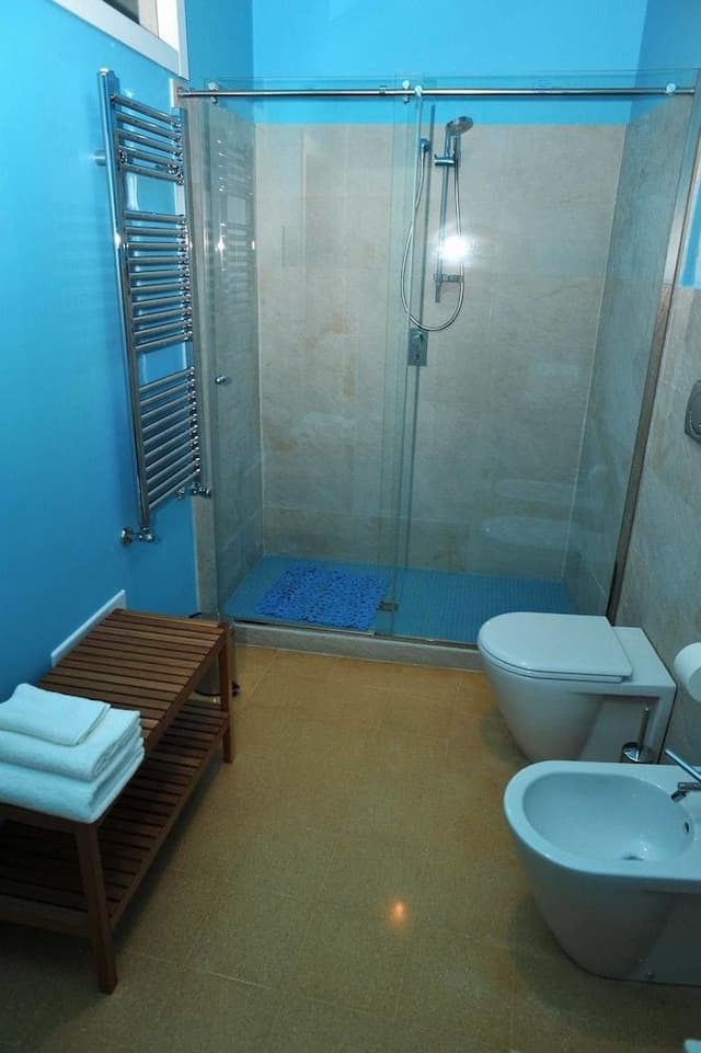 Suite, 1 Queen Bed (Capuana)