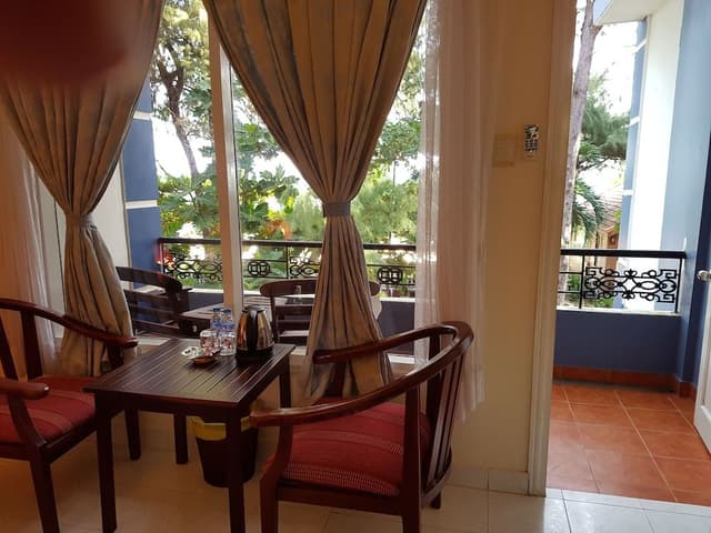 Family Room, 2 Bedrooms, Garden View