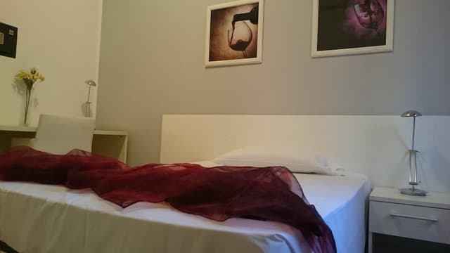 Basic Double Room, Shared Bathroom