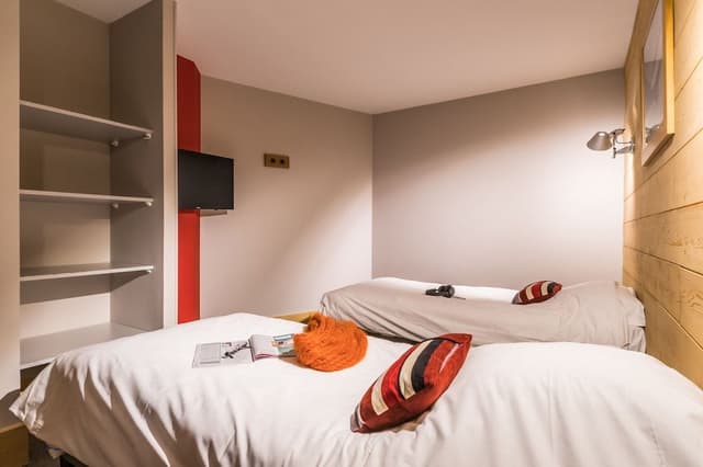 Appartement 4 personnes - 1 chambre - Exposition Sud - Vue montagne dégagée