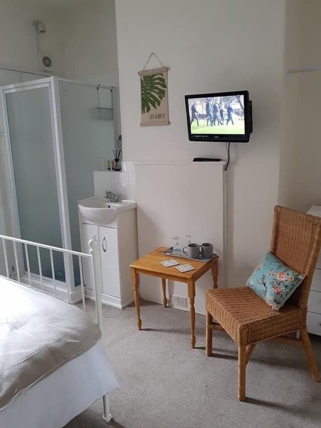 Double Room, Private Bathroom