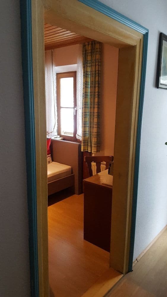 Economy Double Room, 1 Double Bed, Private Bathroom