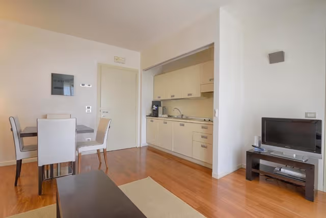 Panoramic Suite with Balcony