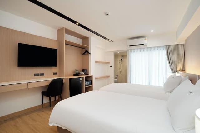 Deluxe Twin Room