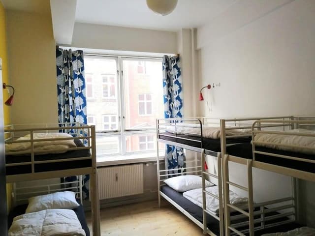 6 Bed Dorm