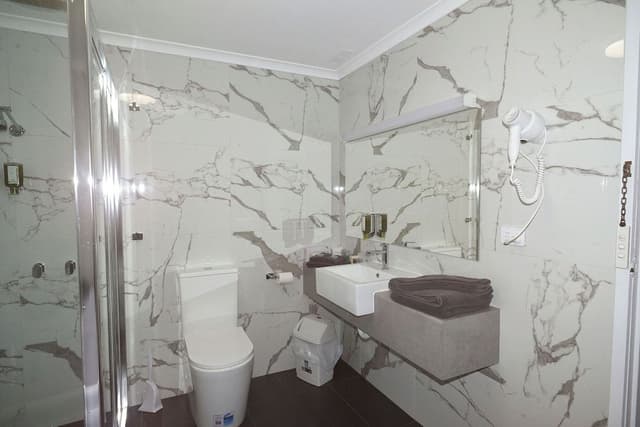 Executive Room, Jetted Tub