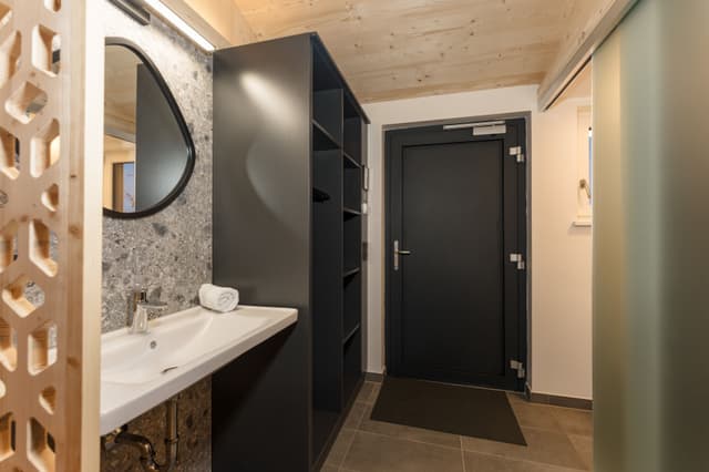 Cozy Studio Apartment mit Balkon