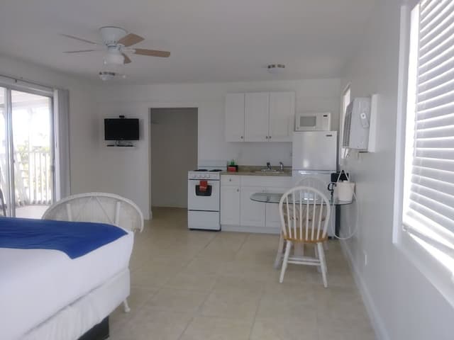 Premium Double Room, 2 Double Beds, Lanai (Kitchenette)