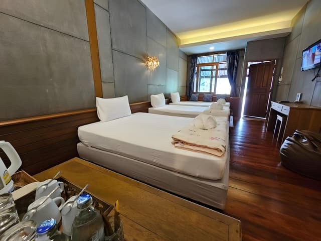 Deluxe Triple Room
