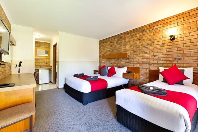 Standard Suite, 1 Bedroom, Non Smoking (Twin Suite)