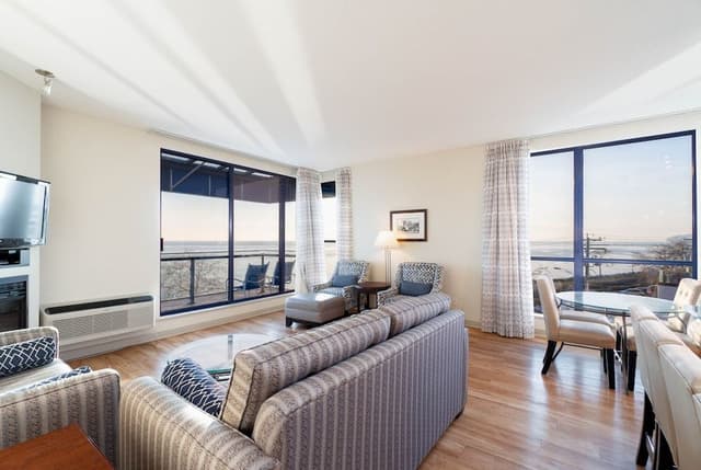 Suite, 1 Bedroom, Jetted Tub