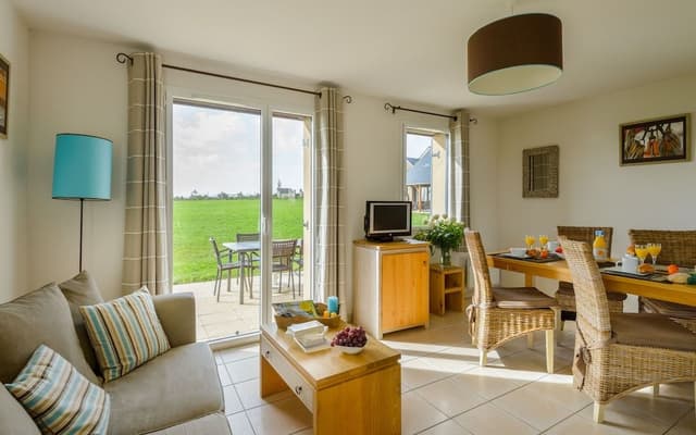 Split-Level Holiday Home for 6