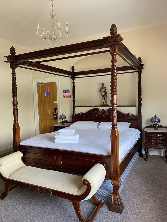 Superior Double Room, Harbor View (Four Poster Bed)