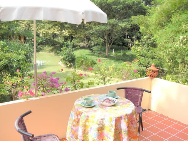Honeymoon Suite (F Room)