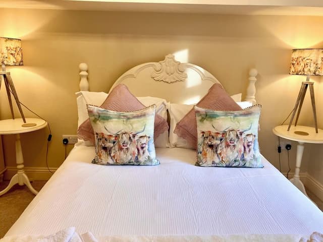 Standard Room, 1 King Bed