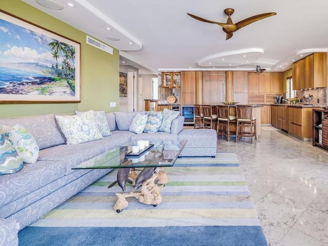 Condo, 2 Bedrooms, Oceanfront (301)