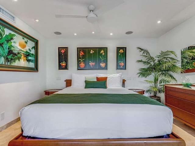 Condo, 2 Bedrooms, Oceanfront (408)