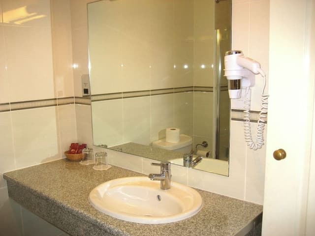 Twin Room, 2 Twin Beds