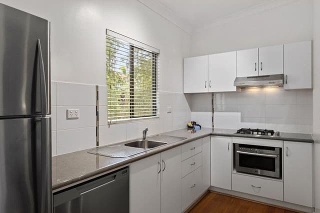 Deluxe 2 Bedroom Cabin - Sleeps 6