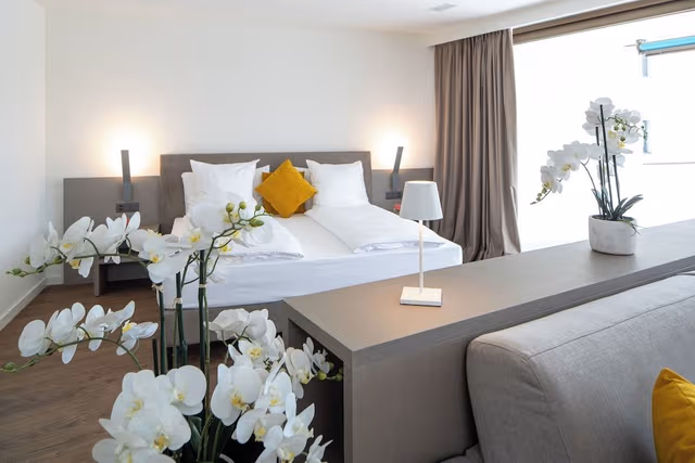 Junior Suite With Partial Lake View , Disability Access - First Floor