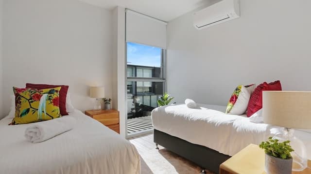 Three Bedroom Poolside Townhouse