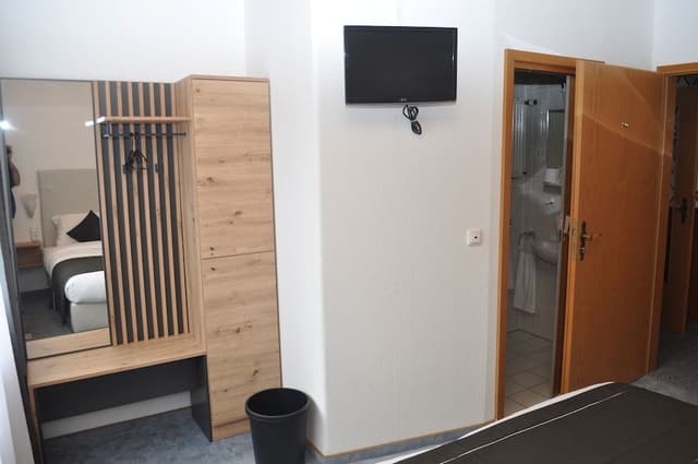 Basic Double Room