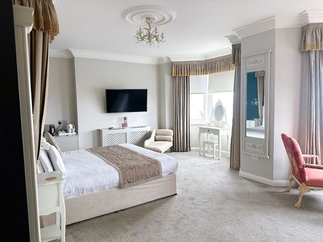 Superior King Room with Sea View