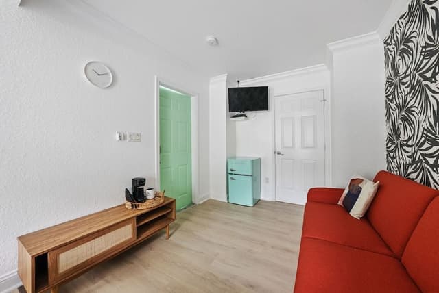 Comfort Room