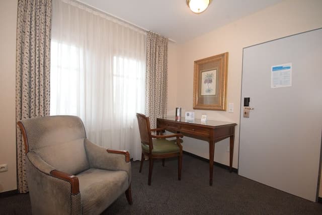 Basic Double Room
