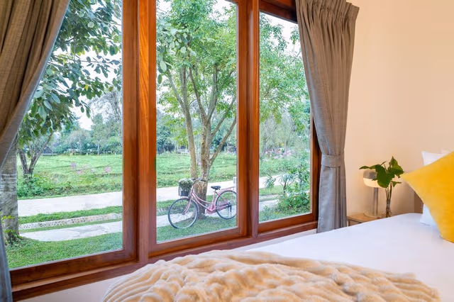 Luxury Farm House Premium