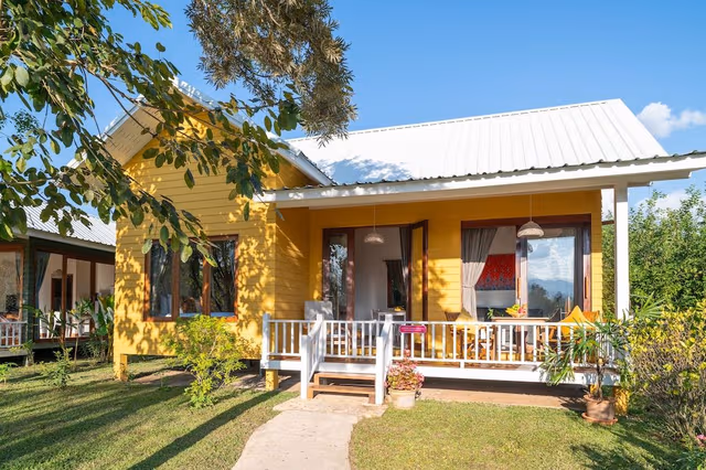 Luxury Farm House Premium