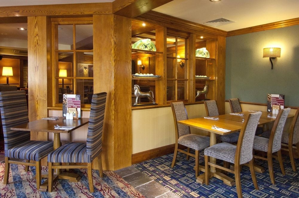 Premier Inn Christchurch / Highcliffe0