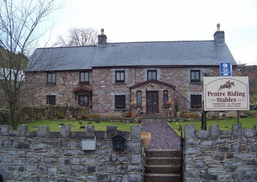 Pentre Riding Stables1
