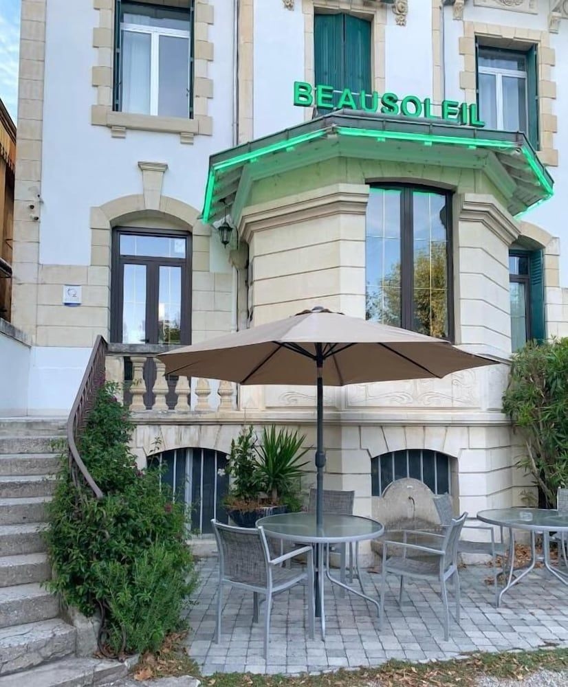 Hotel Beausoleil1