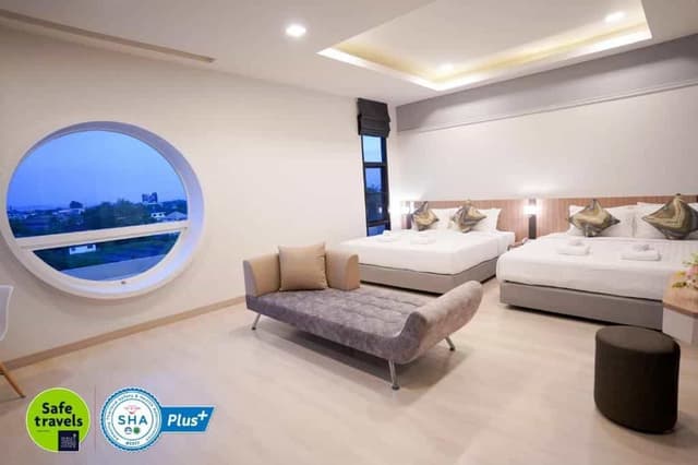Premier family Room