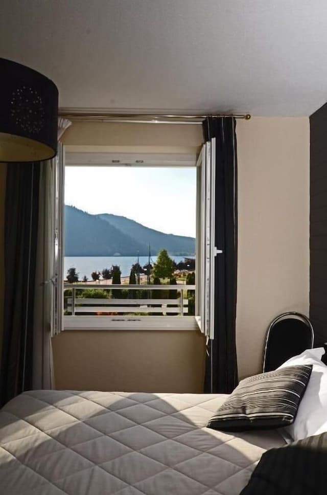 Double Room, Lake View