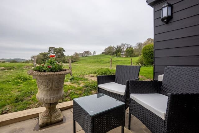 Luxury Suite, Ensuite, River View (Kingfisher)