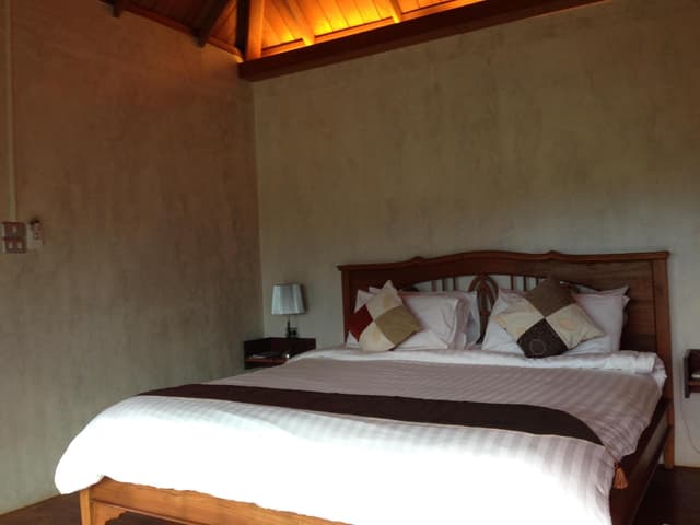 River View Hotspring Villa