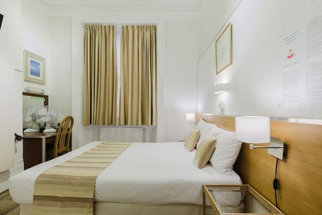 Deluxe Double Room, Ensuite