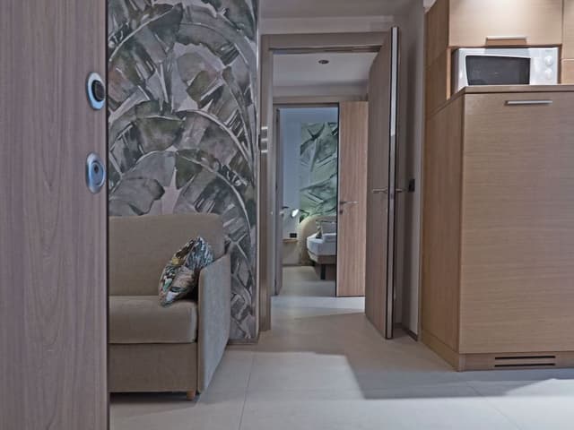 Deluxe Condo, 2 Bedrooms