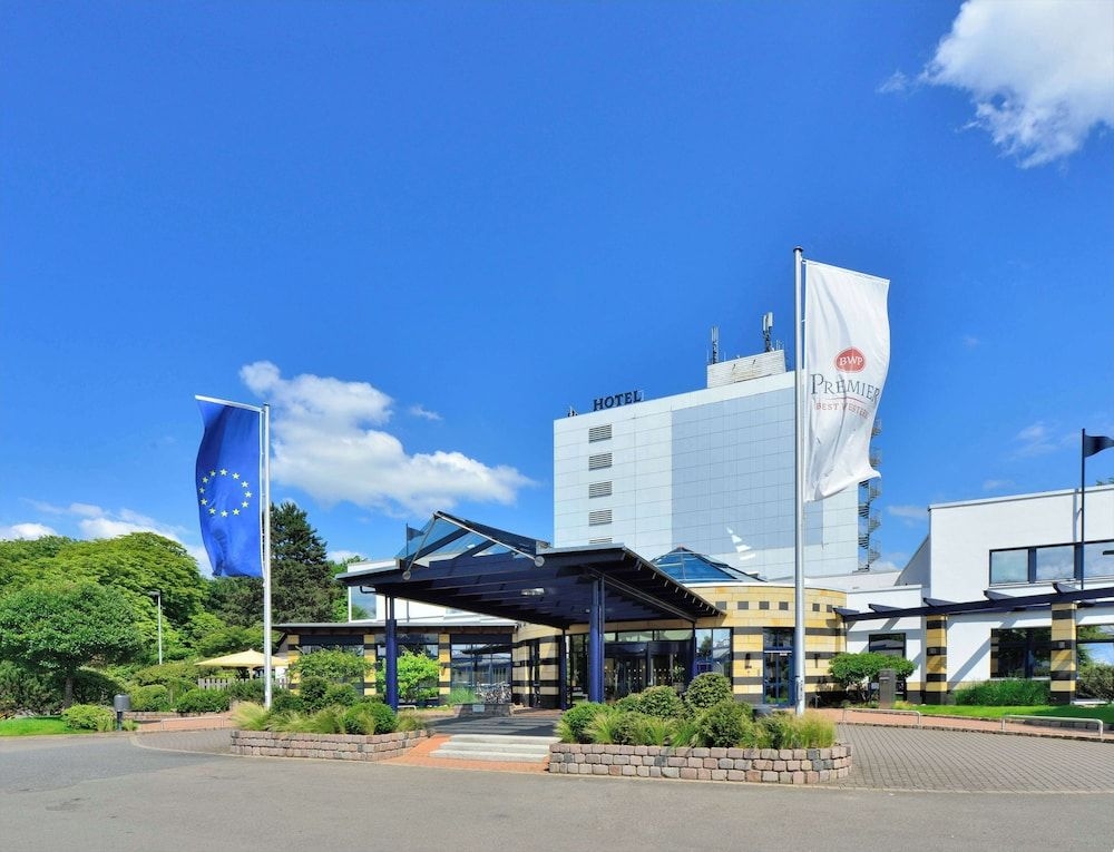 Best Western Premier Parkhotel Kronsberg0
