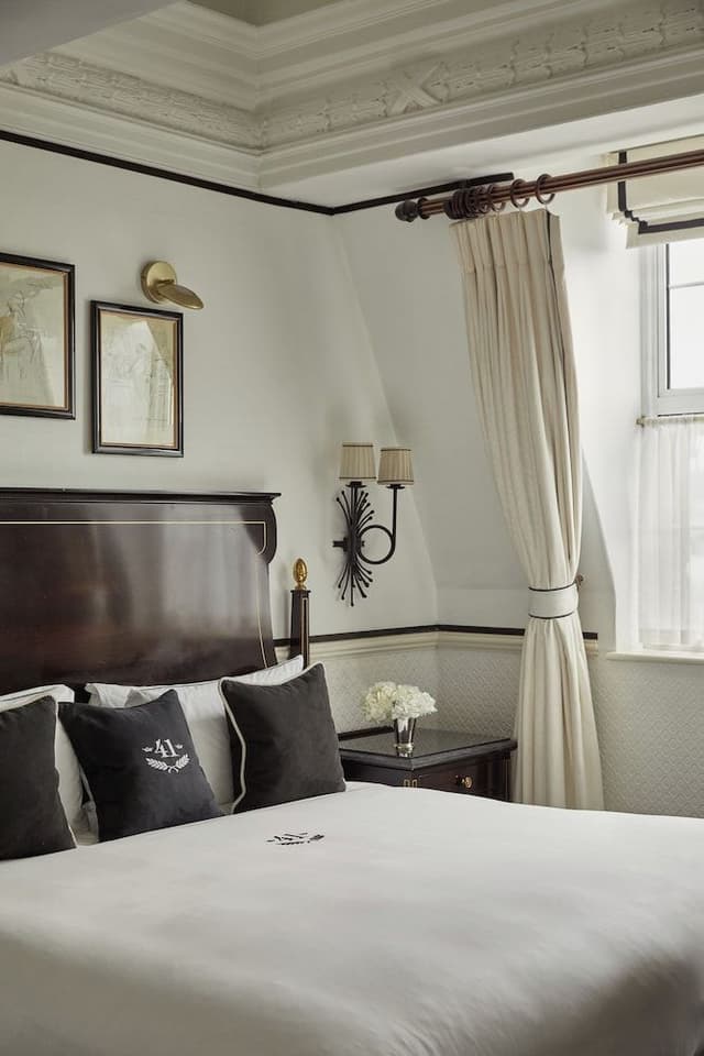 Executive Room, 1 King Bed