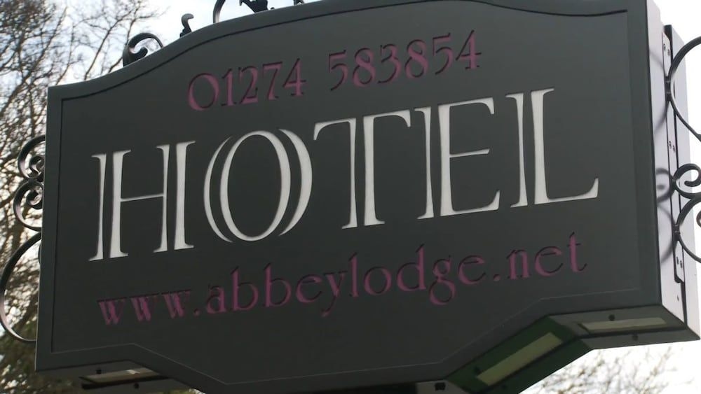 The Abbey Lodge Hotel3