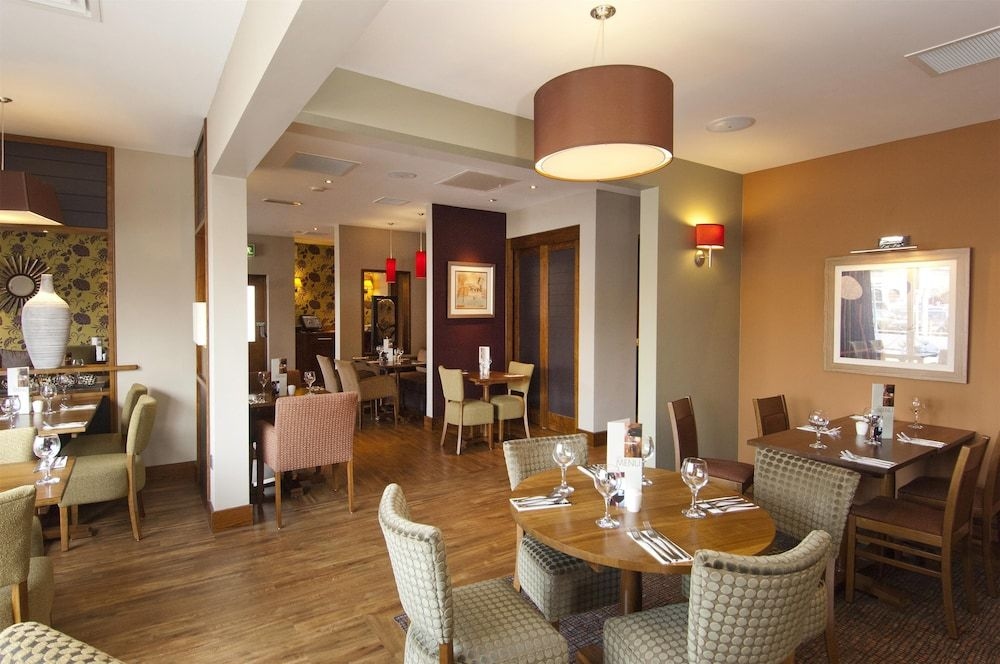 Premier Inn Exeter Central St. Davids4
