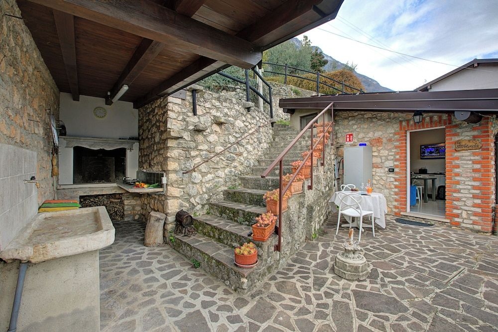 Albergo Gargnano2