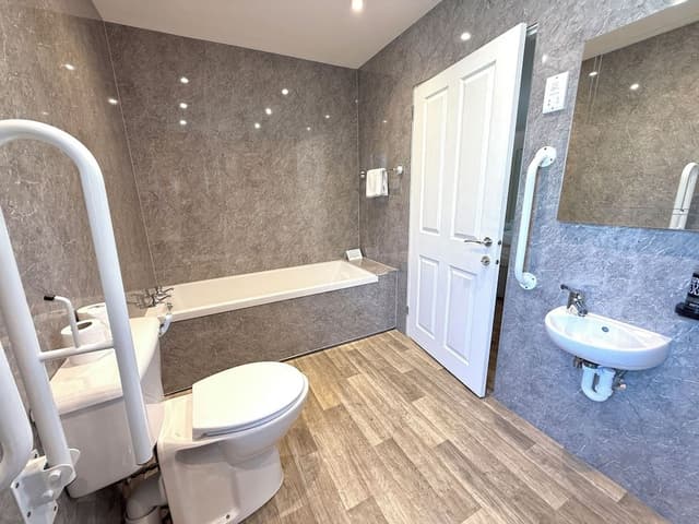Junior Room, Mobility Accessible