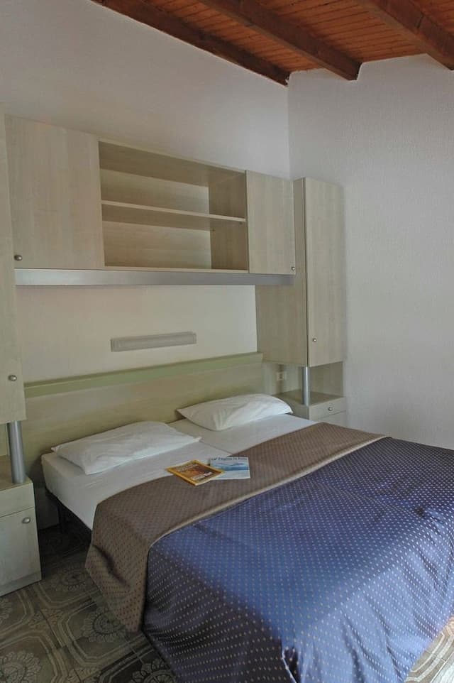Villa (Beach Access Included)