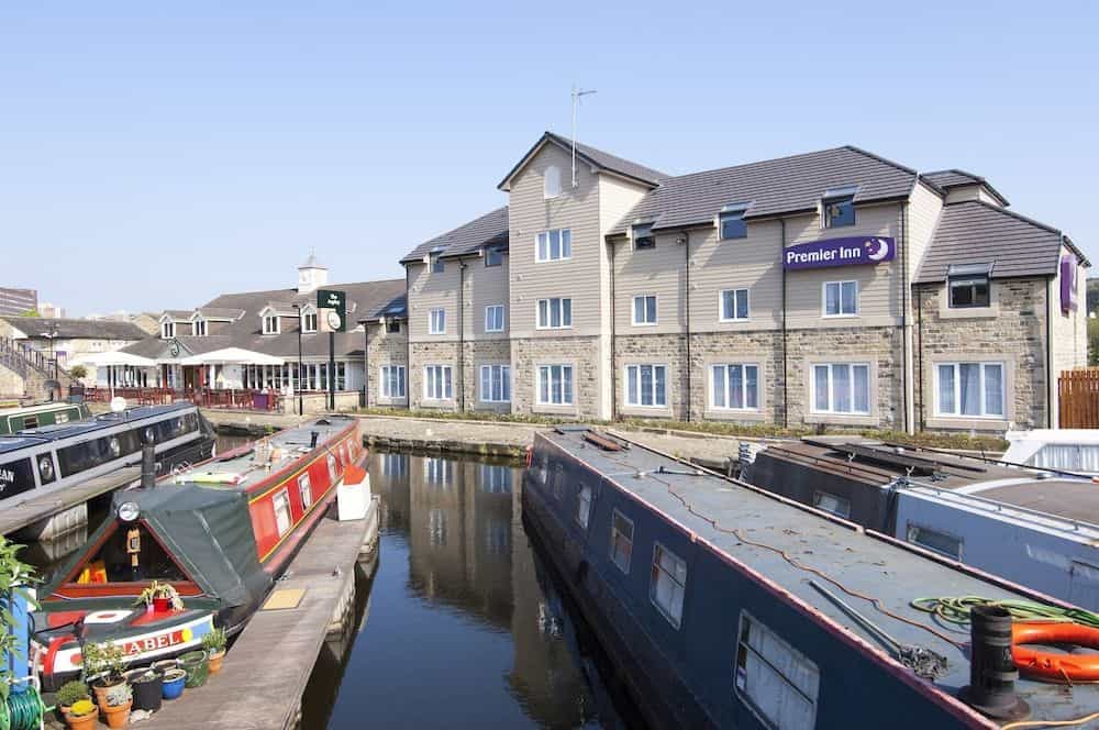 Premier Inn Huddersfield Central Premier Inn Huddersfield Central