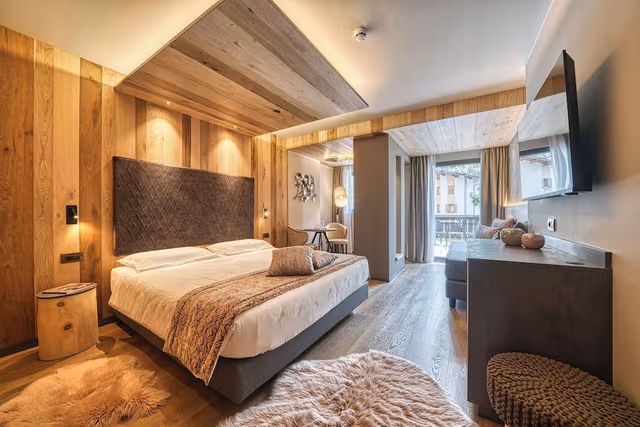 Junior Double Room